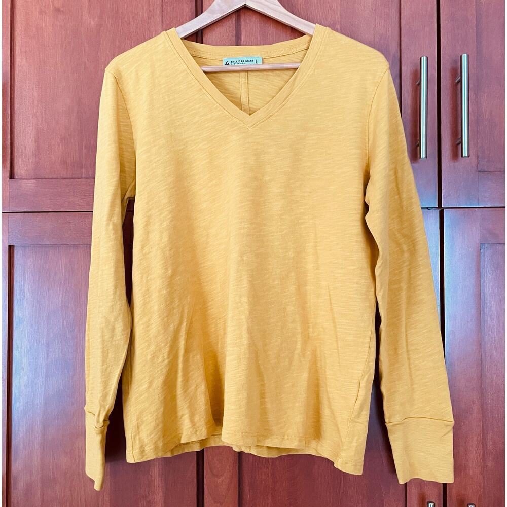 American Giant Premium Slub V-Neck Tee Shirt Long Sleeve Yellow Size Large NEW